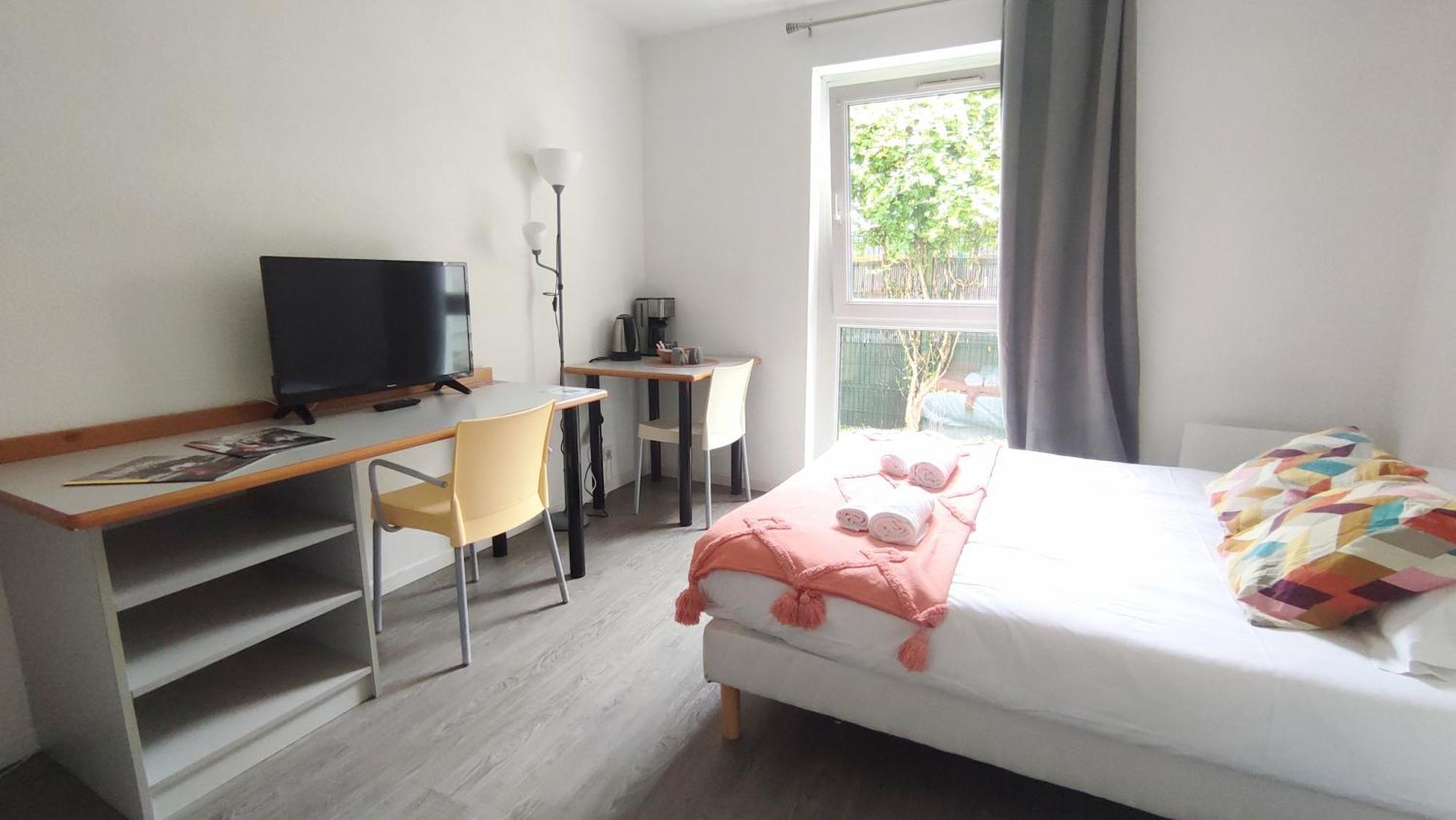 Neoresid - Residence Du Parc Реймс Екстериор снимка