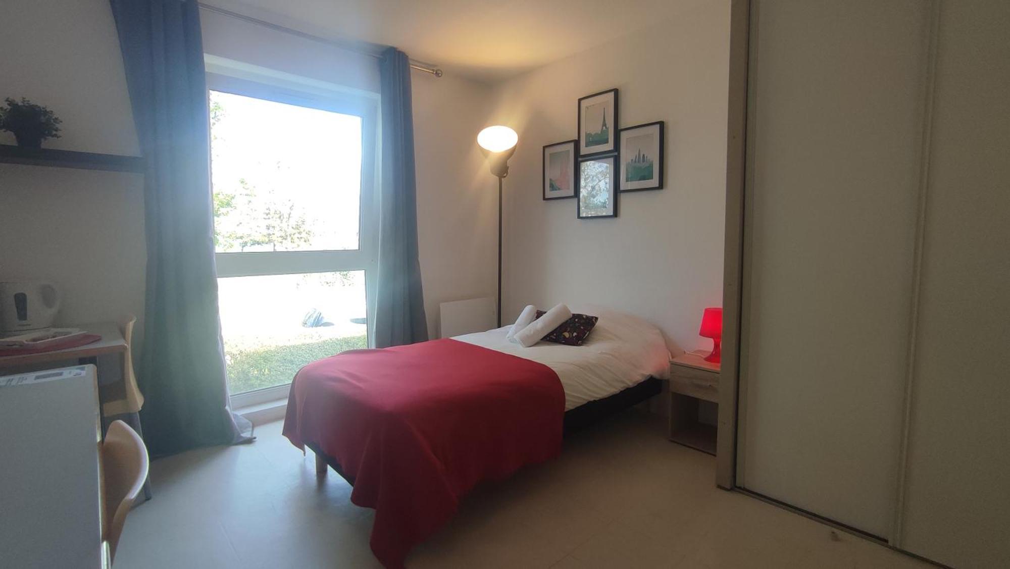 Neoresid - Residence Du Parc Реймс Екстериор снимка